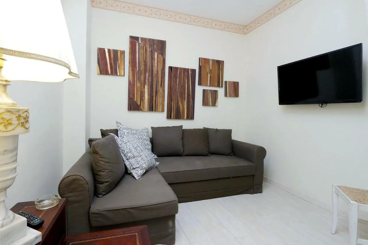 Apartment Marrucini Rome