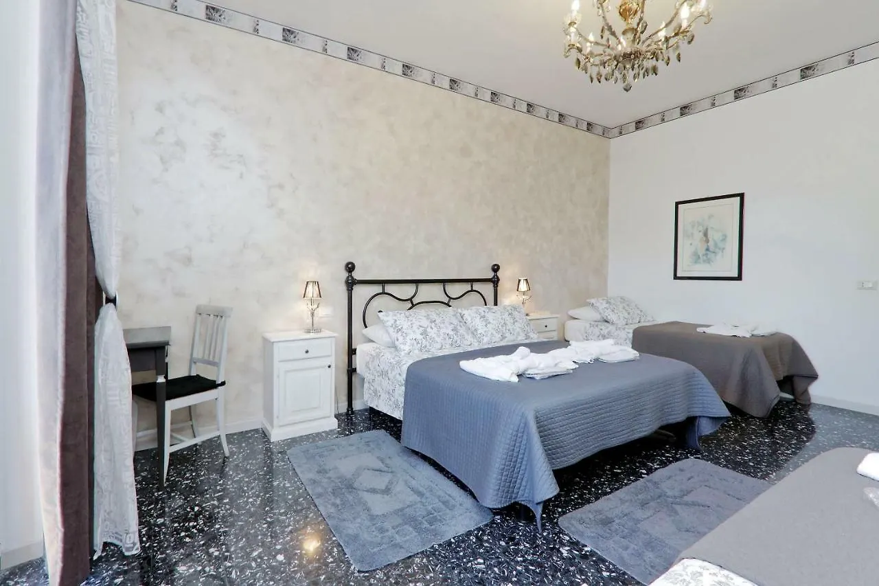 Apartment Marrucini  Rome
